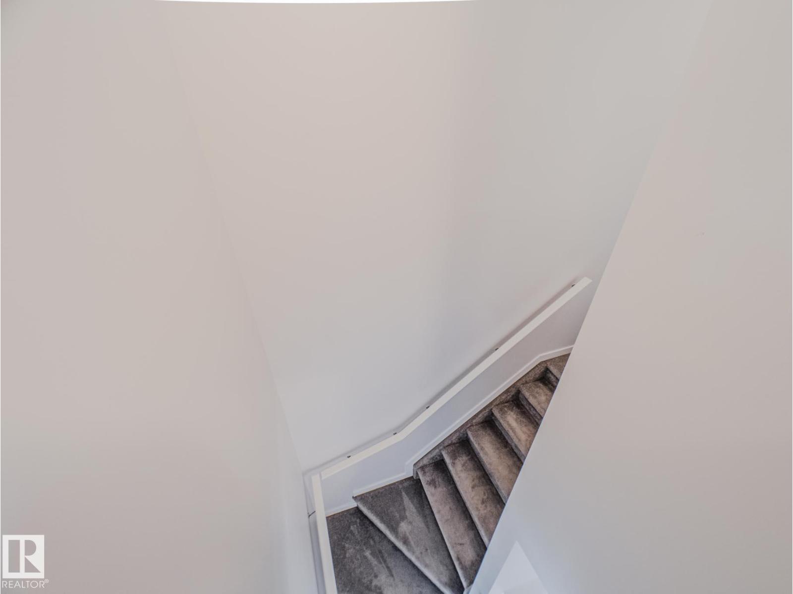 21007 130 AV NW, Edmonton