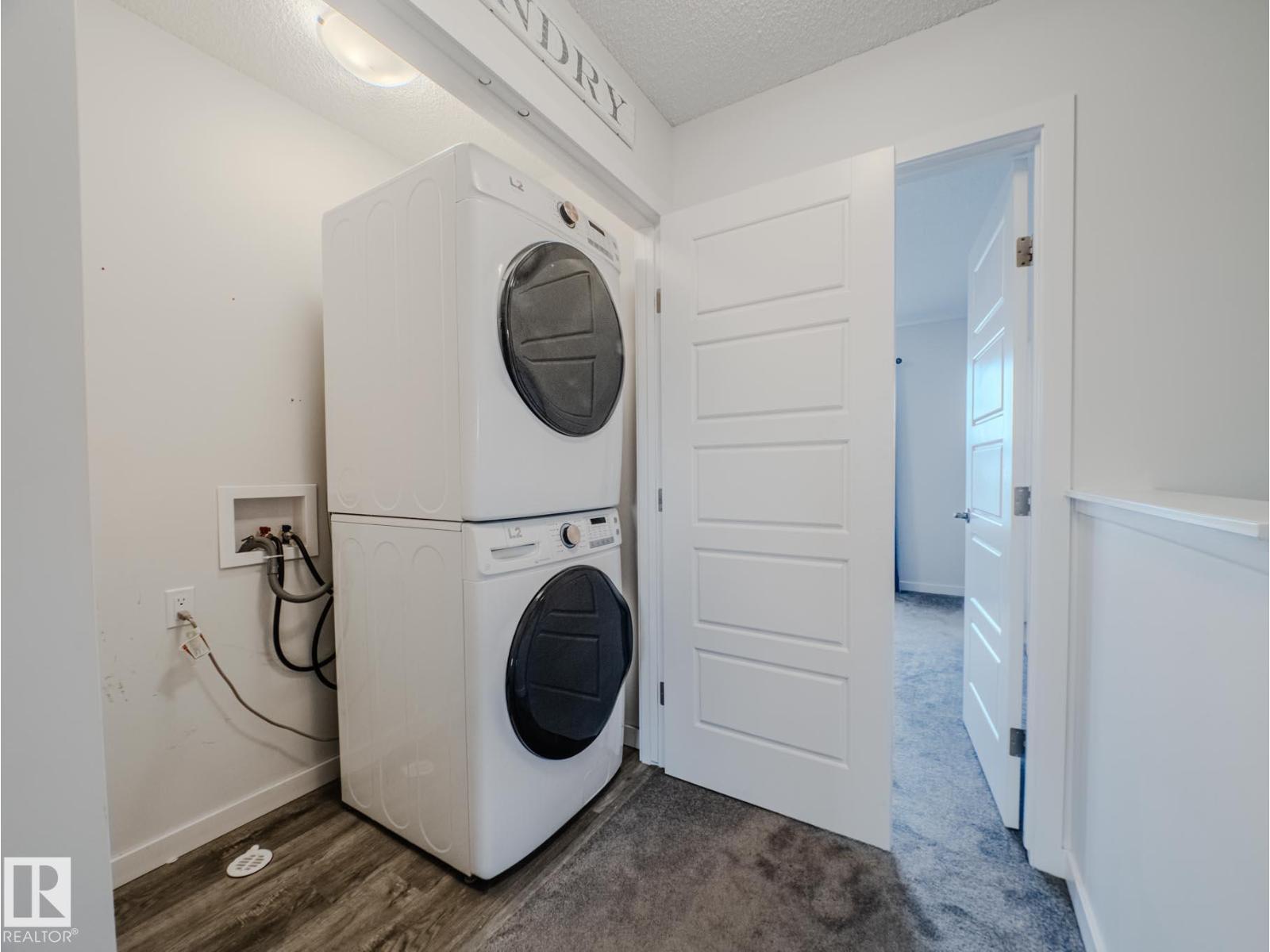 21007 130 AV NW, Edmonton