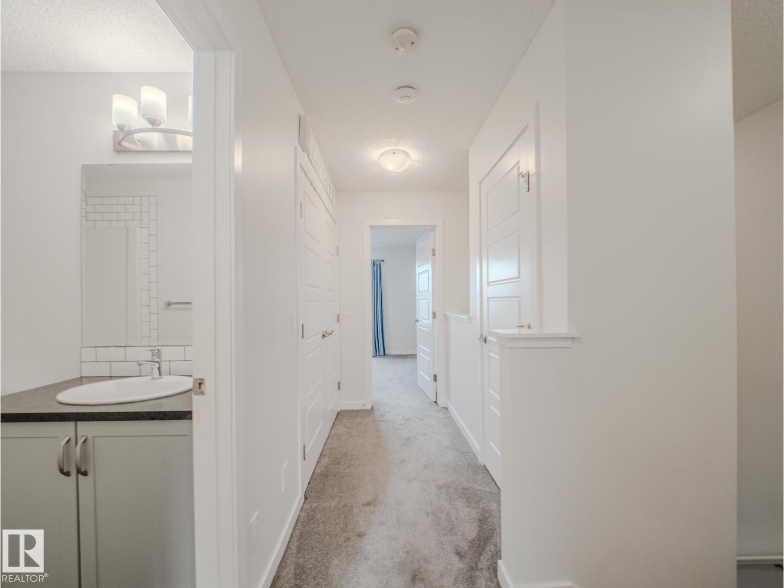 21007 130 AV NW, Edmonton