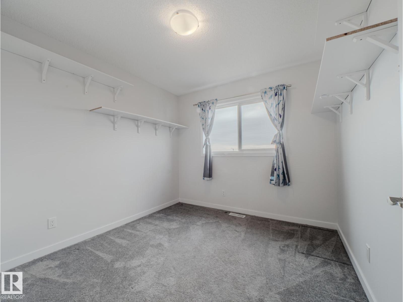 21007 130 AV NW, Edmonton