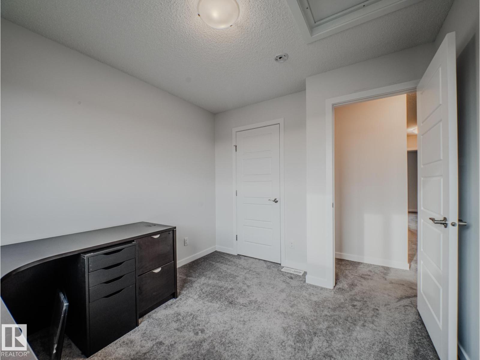 21007 130 AV NW, Edmonton