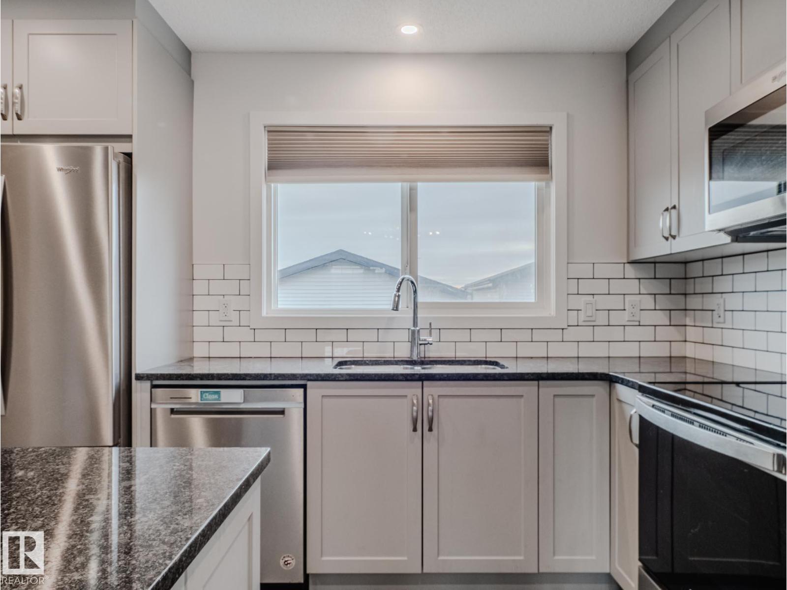 21007 130 AV NW, Edmonton