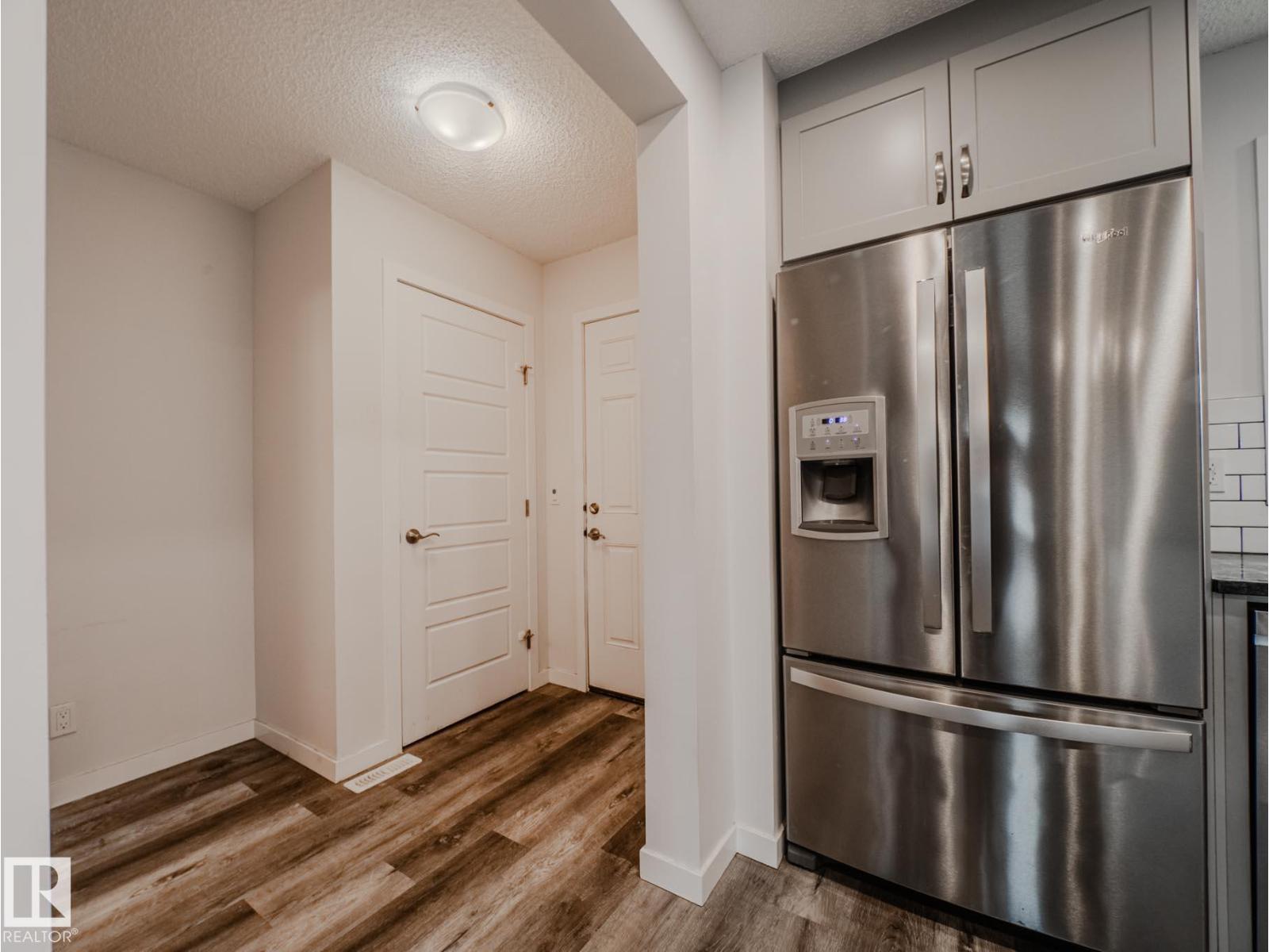 21007 130 AV NW, Edmonton