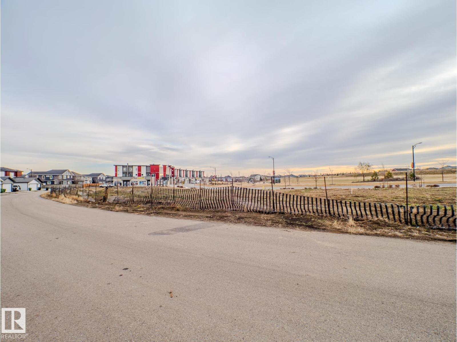 21007 130 AV NW, Edmonton