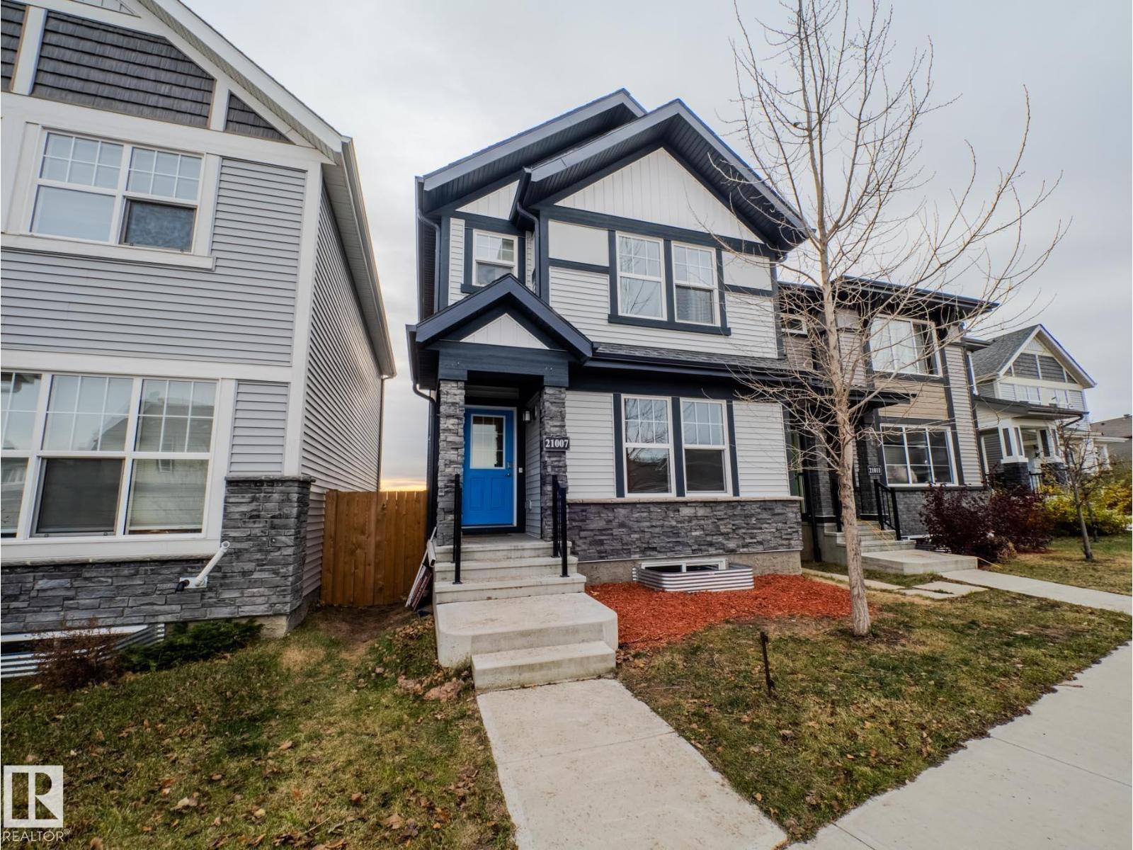 21007 130 AV NW, Edmonton