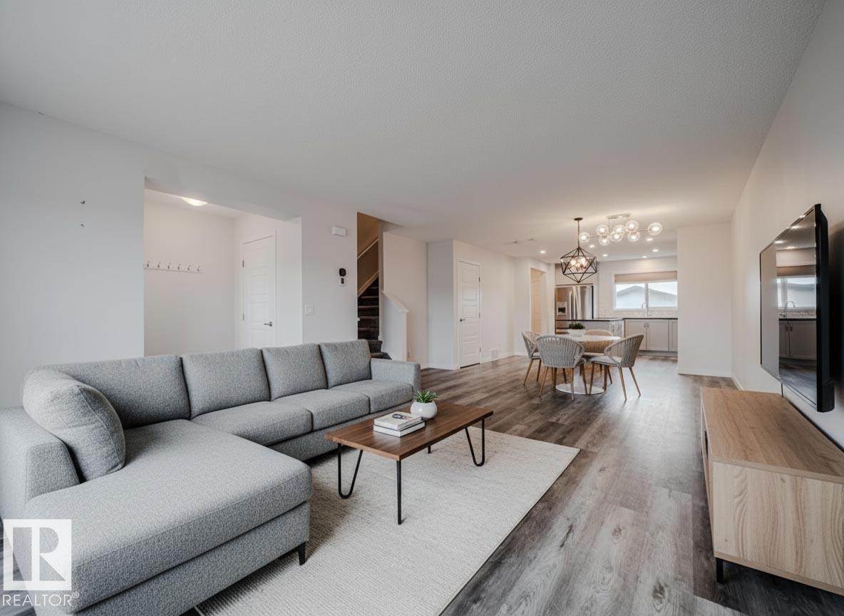 21007 130 AV NW, Edmonton