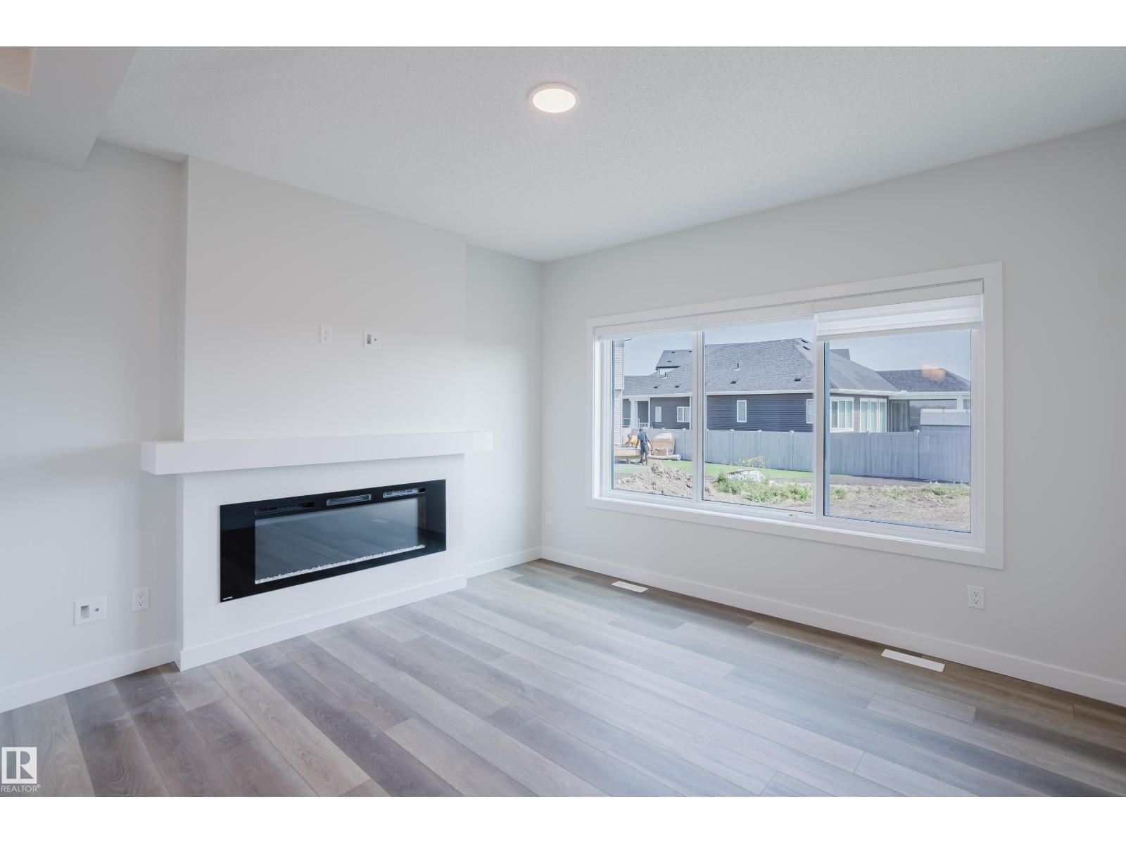 19007 20 AV NW, Edmonton