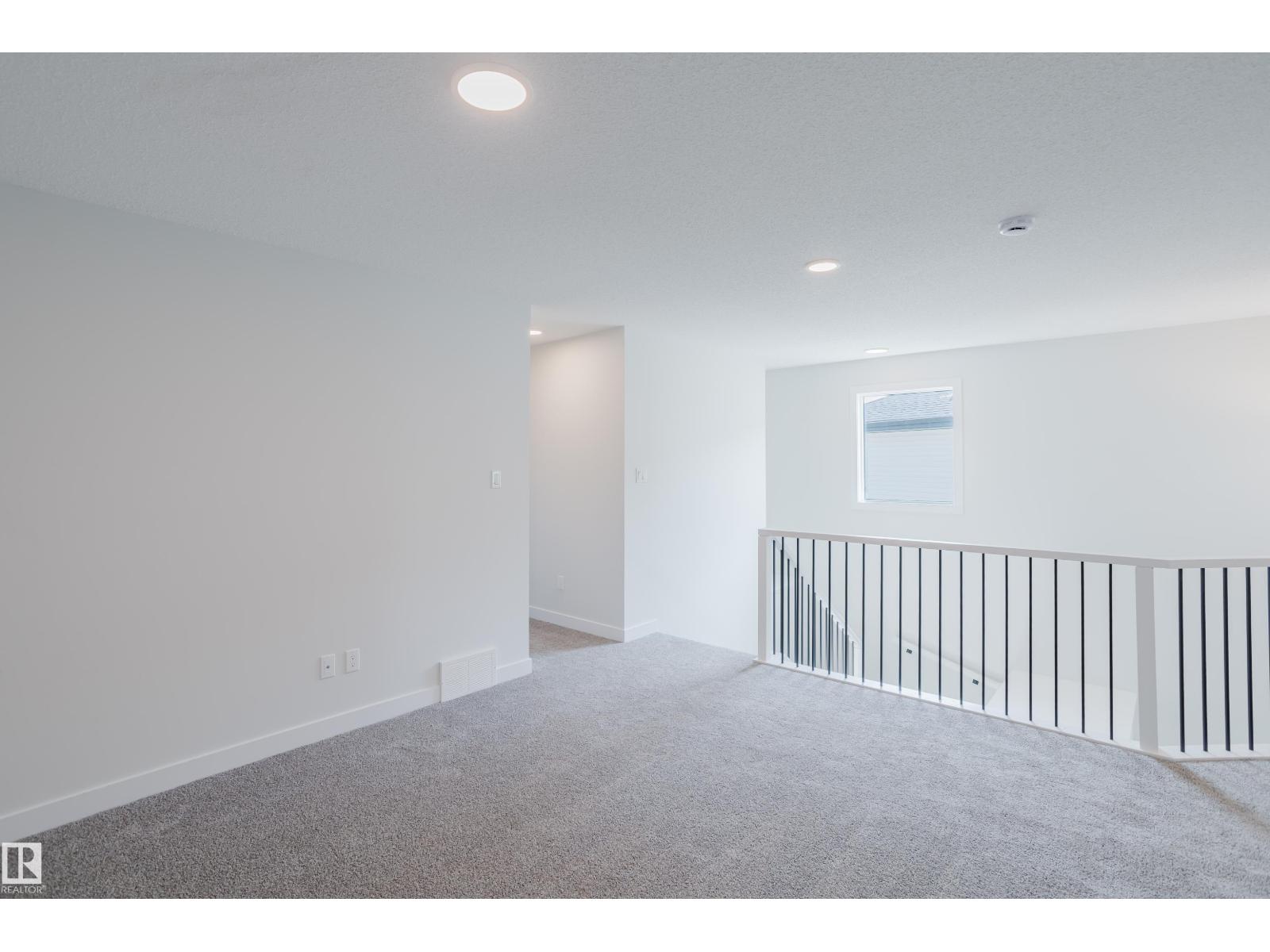 19007 20 AV NW, Edmonton