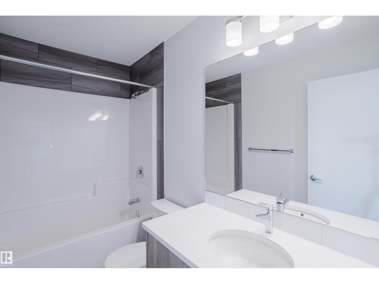 19007 20 AV NW, Edmonton