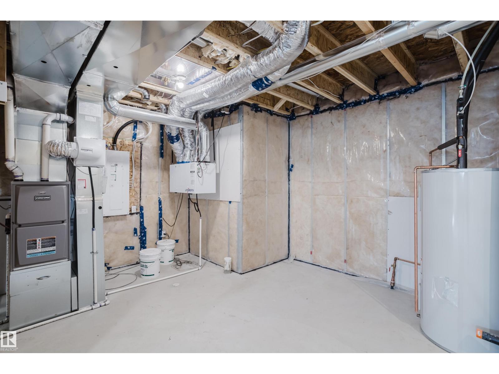 19007 20 AV NW, Edmonton