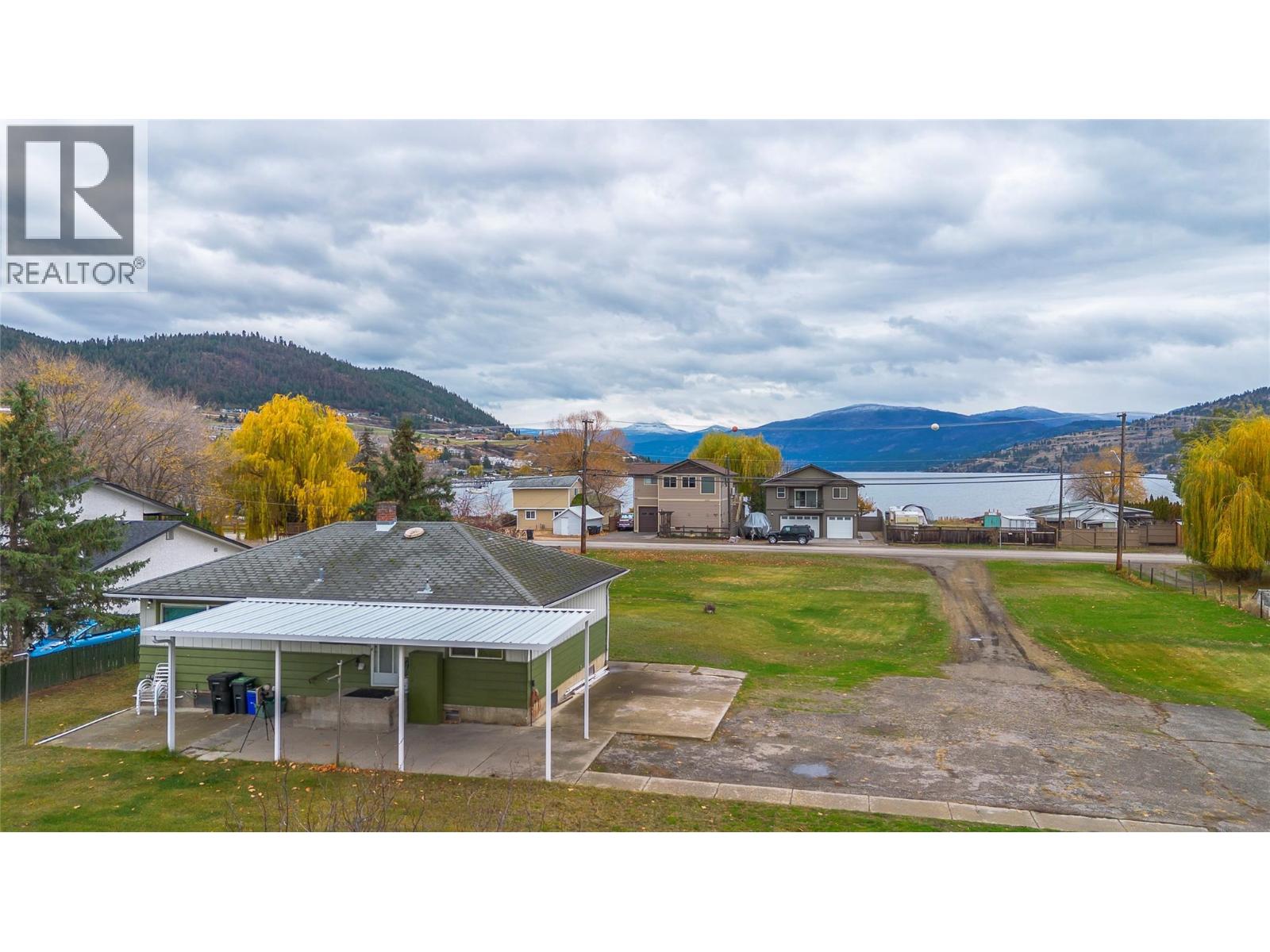  2619 Lakeshore Road, Vernon