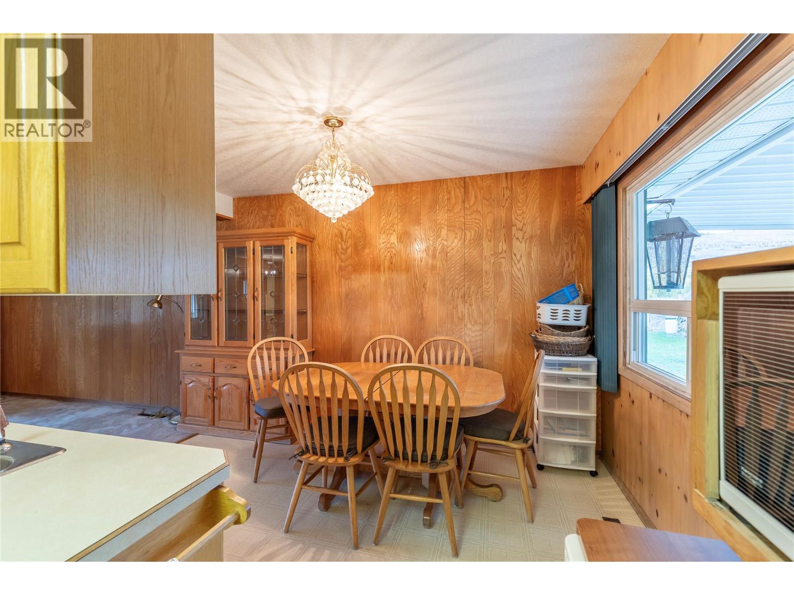  2619 Lakeshore Road, Vernon