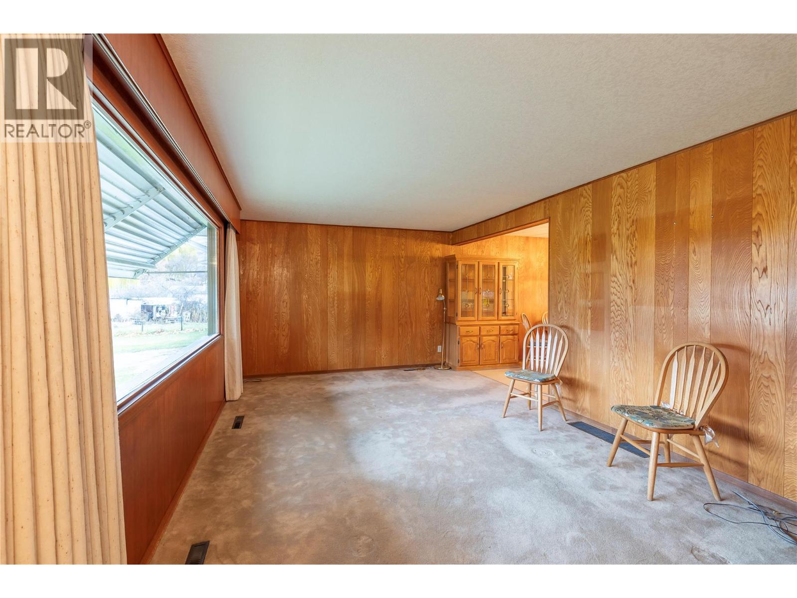  2619 Lakeshore Road, Vernon