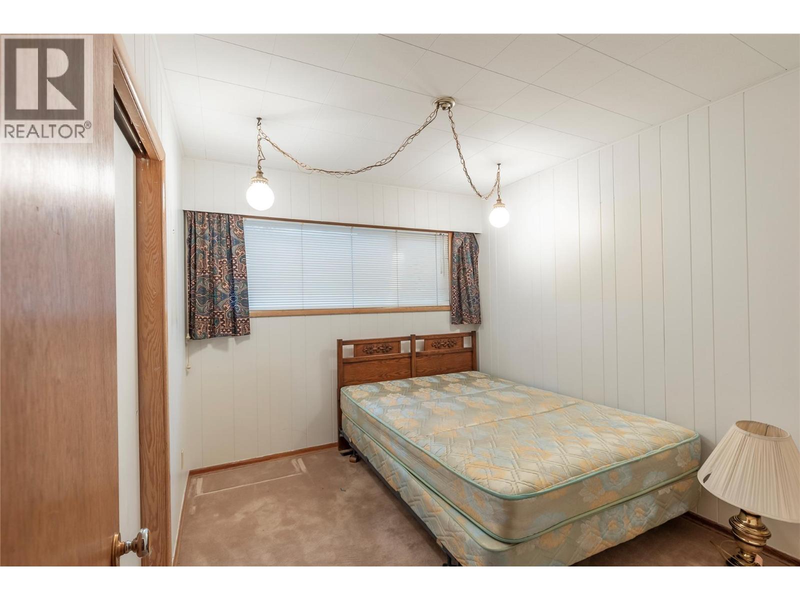  2619 Lakeshore Road, Vernon