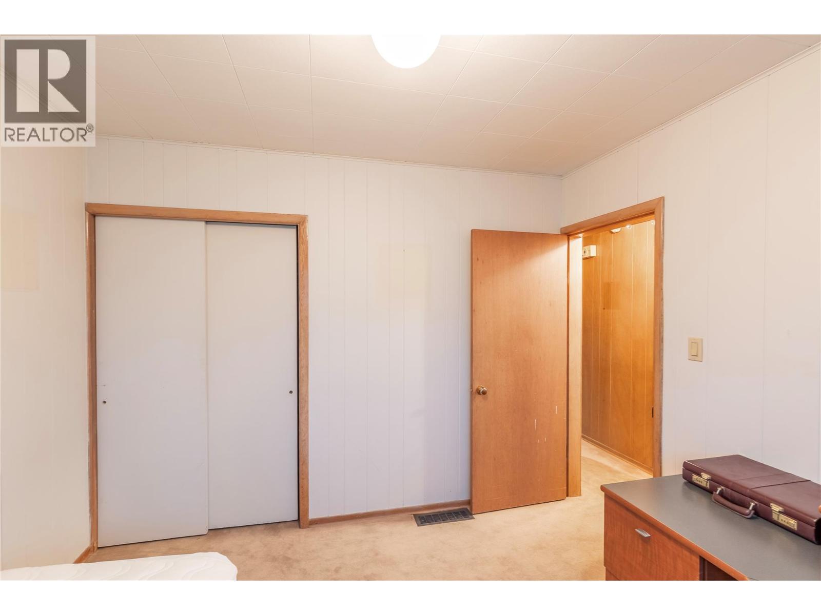  2619 Lakeshore Road, Vernon