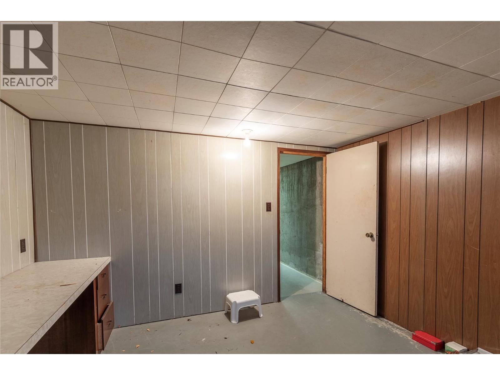  2619 Lakeshore Road, Vernon