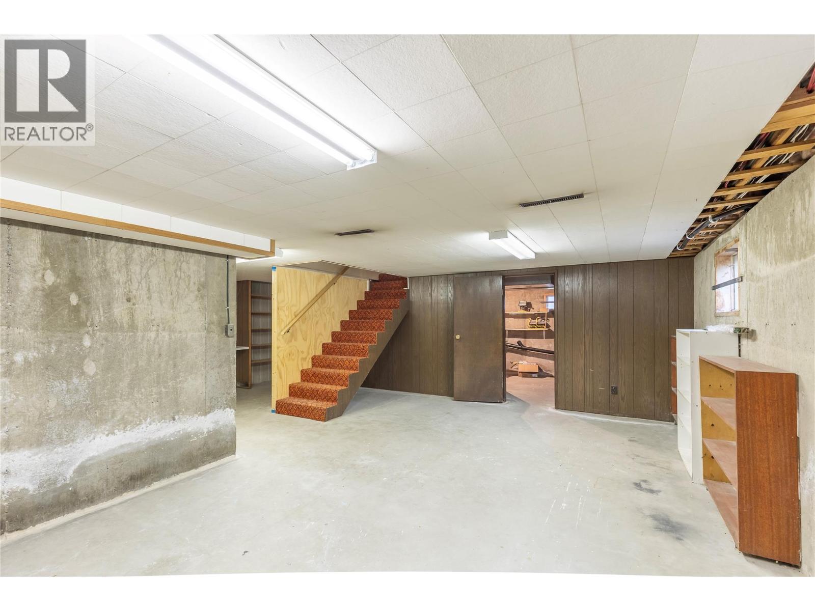  2619 Lakeshore Road, Vernon