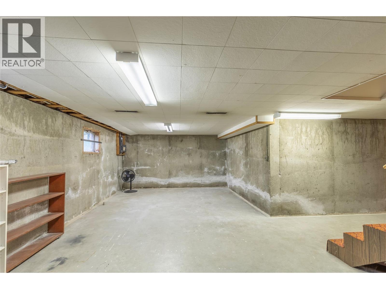 2619 Lakeshore Road - 35