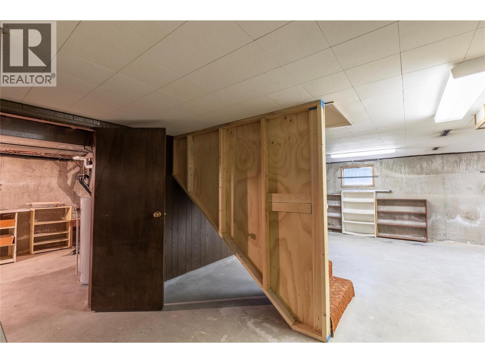  2619 Lakeshore Road, Vernon