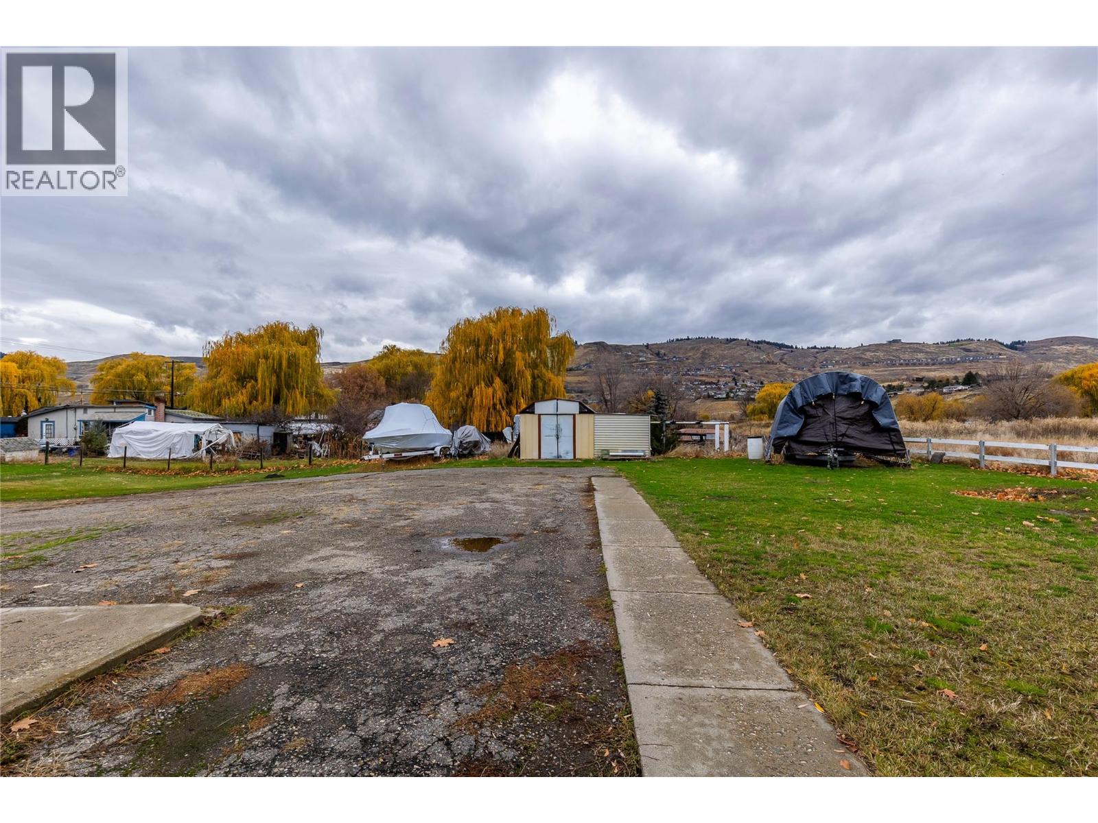  2619 Lakeshore Road, Vernon