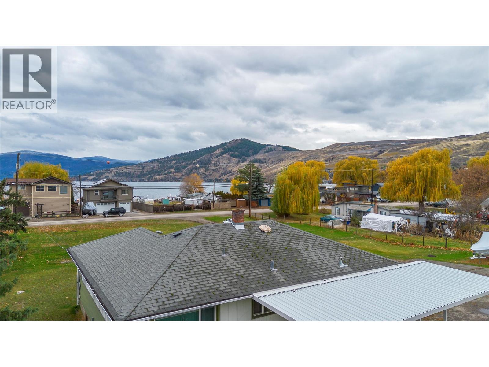  2619 Lakeshore Road, Vernon