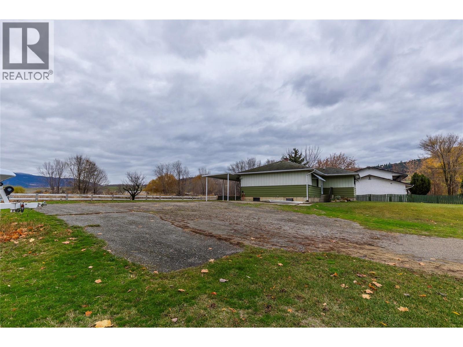  2619 Lakeshore Road, Vernon