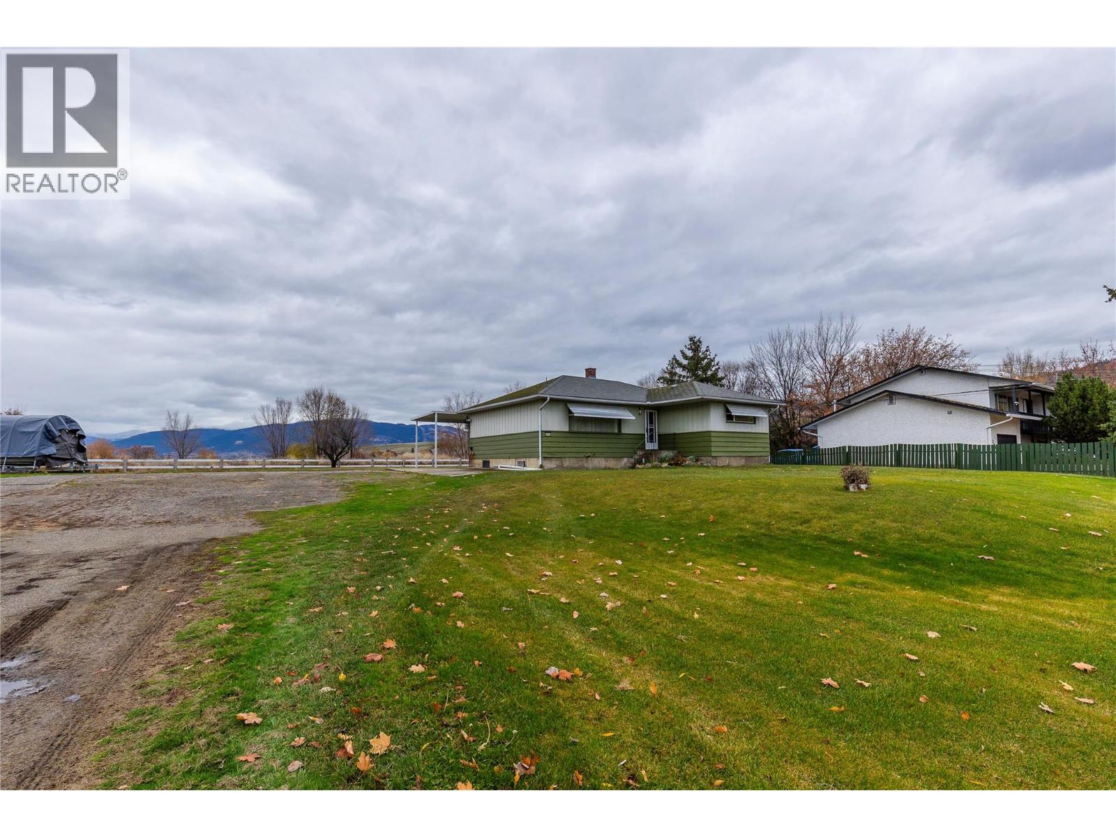  2619 Lakeshore Road, Vernon
