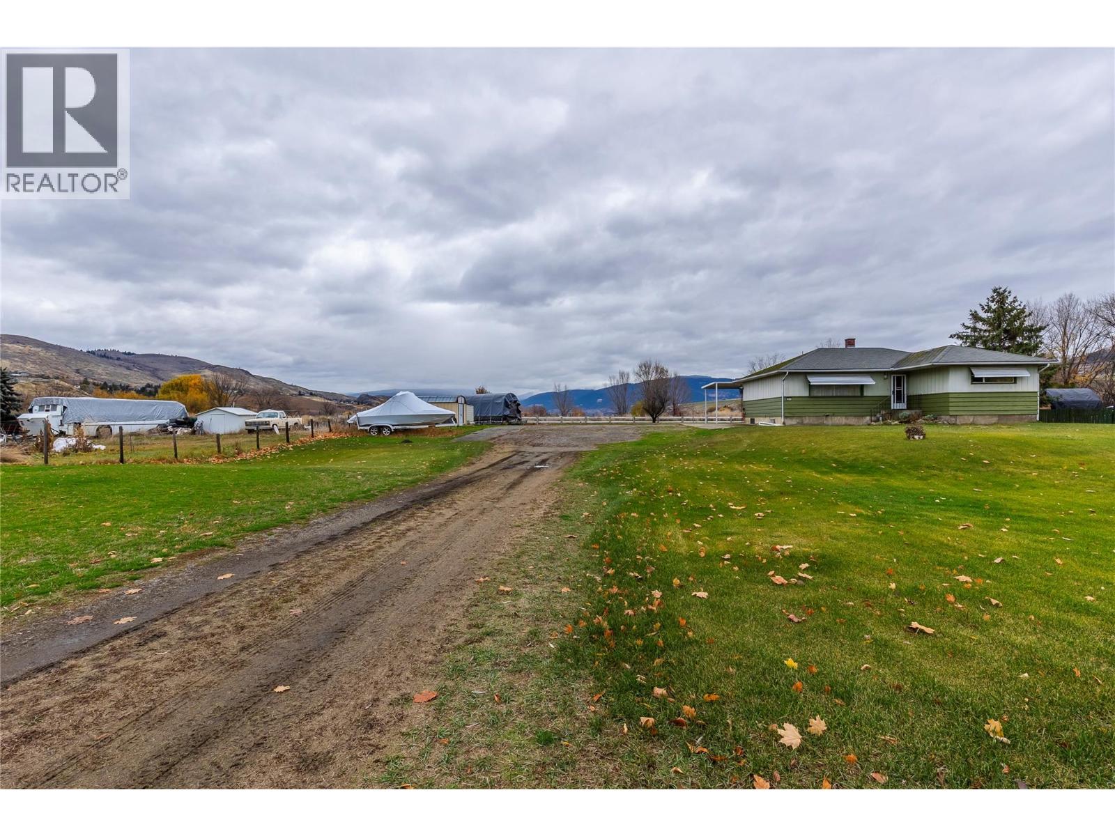  2619 Lakeshore Road, Vernon