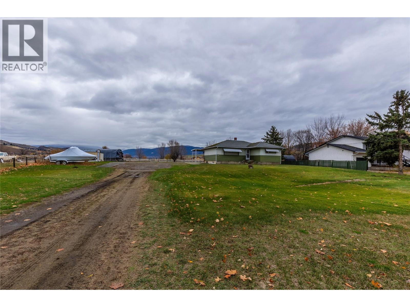  2619 Lakeshore Road, Vernon