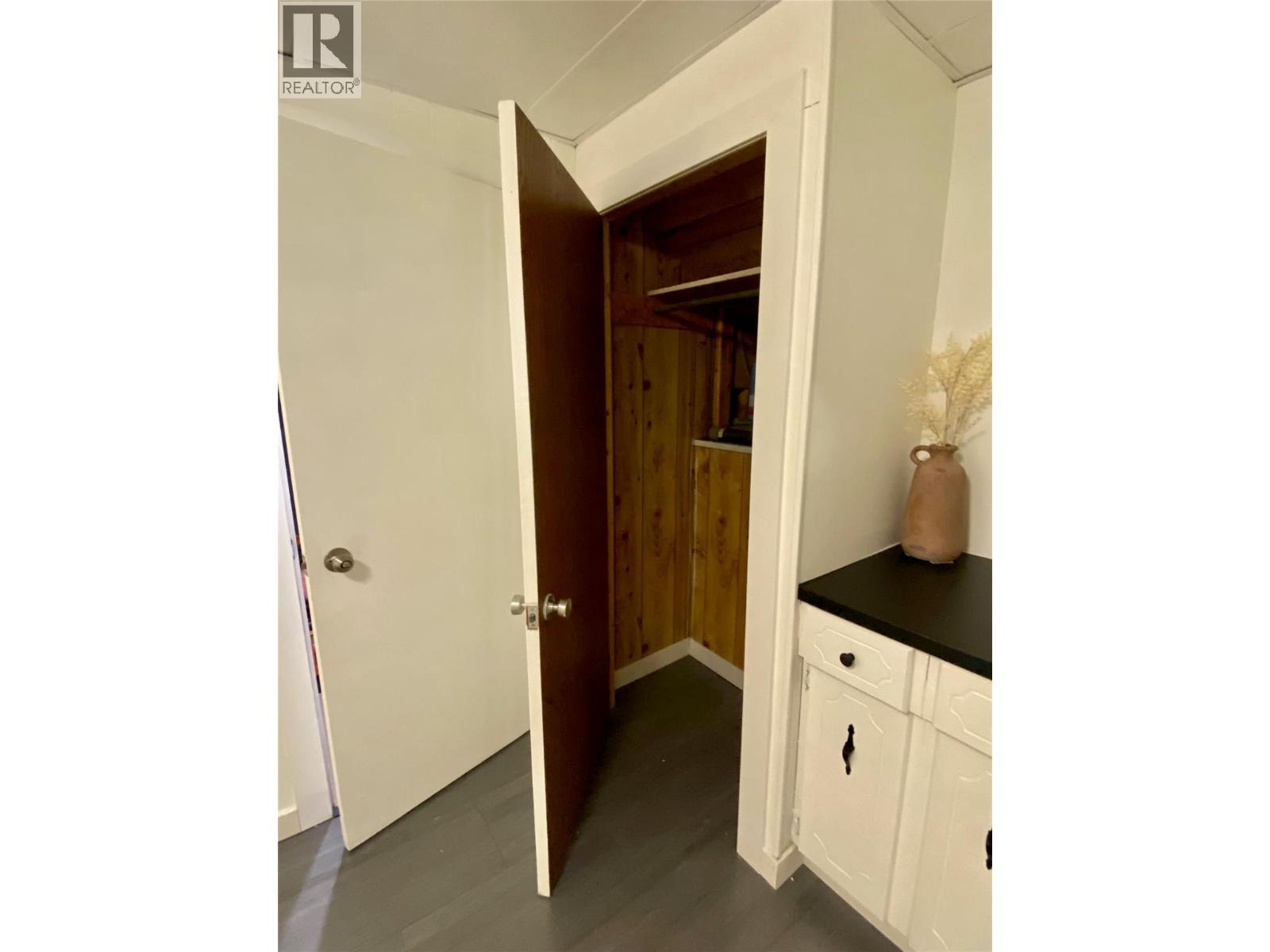  420 Mugford Court, Kelowna