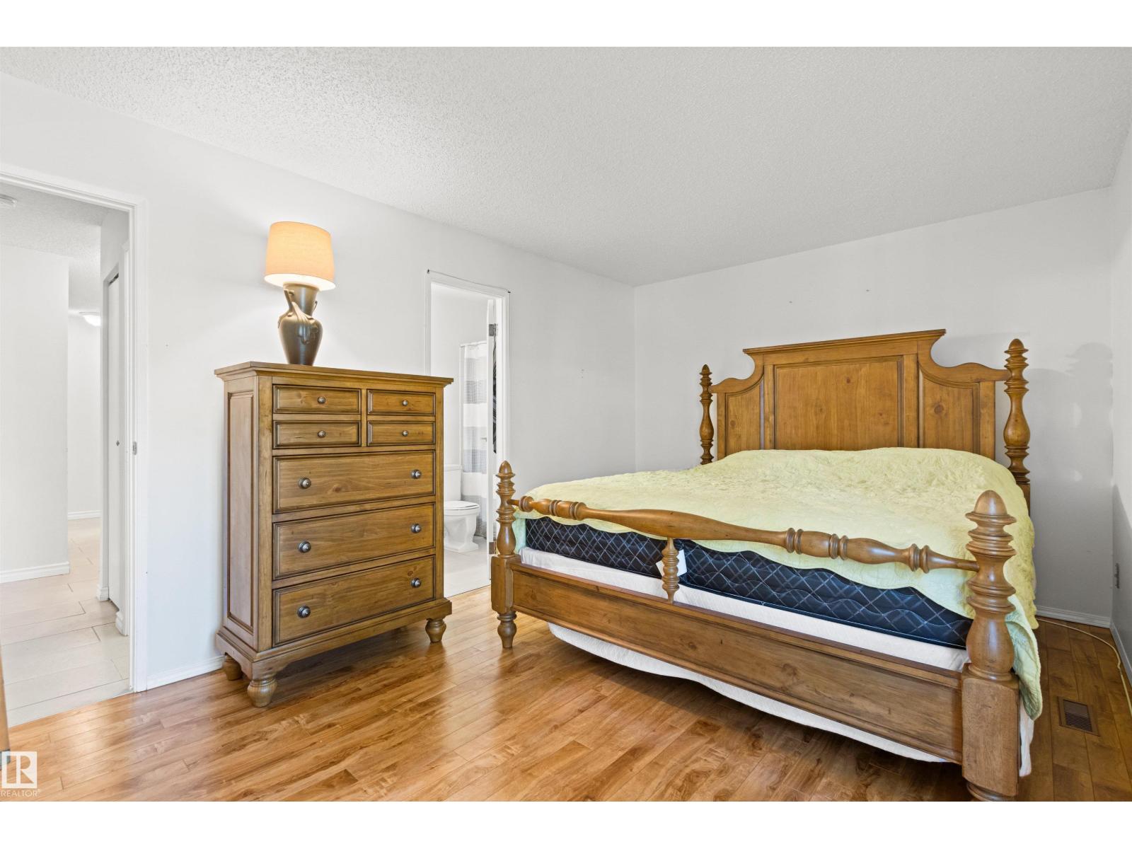 #115 70 WOODLANDS RD, St. Albert