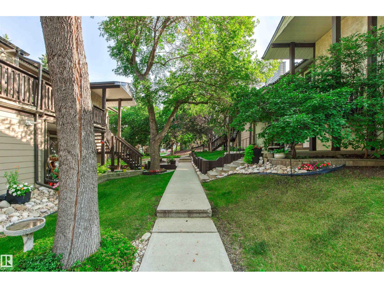 #115 70 WOODLANDS RD, St. Albert