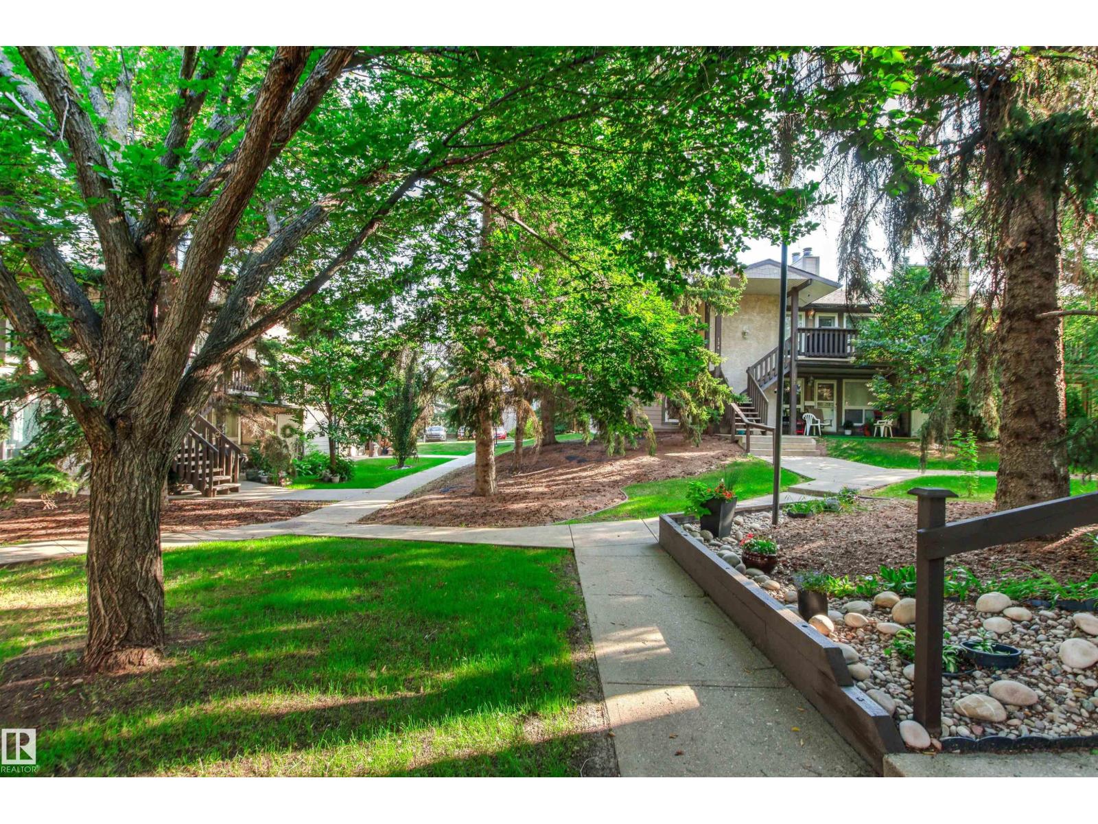 #115 70 WOODLANDS RD, St. Albert