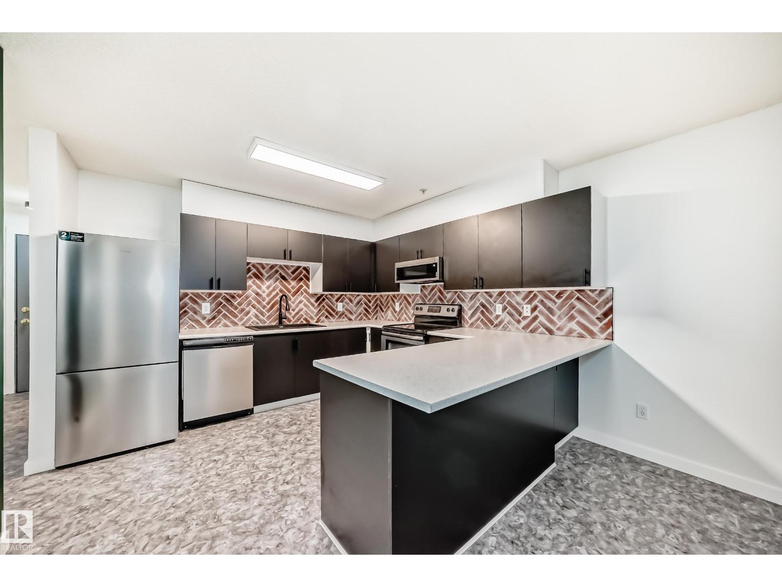 #301A 260 SPRUCE RIDGE RD, Spruce Grove