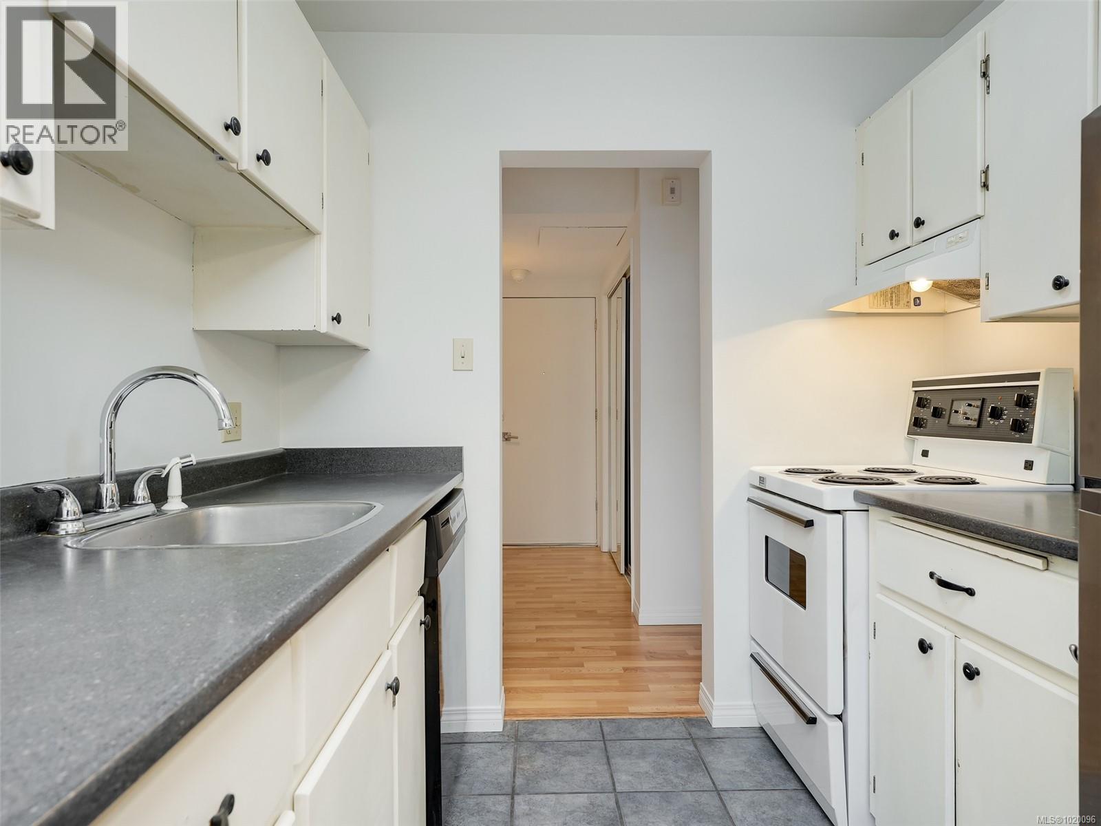 103 1122 Hilda Street, Victoria