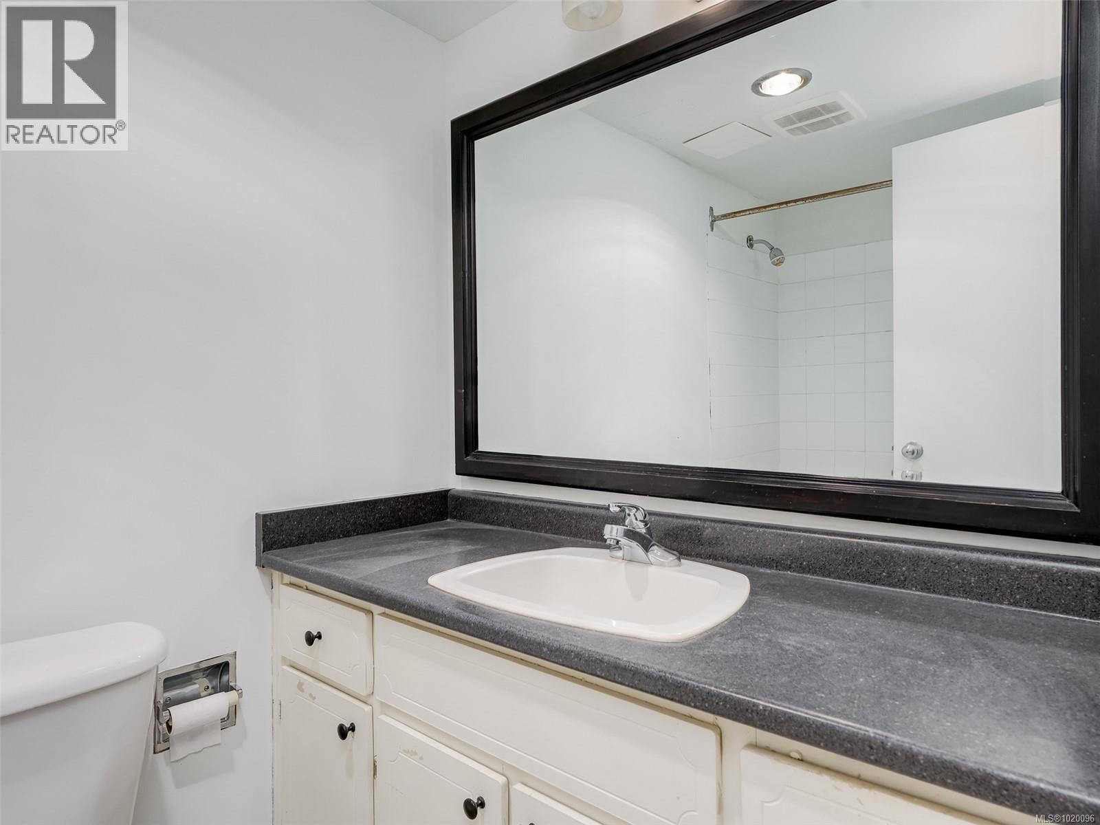 103 1122 Hilda Street, Victoria