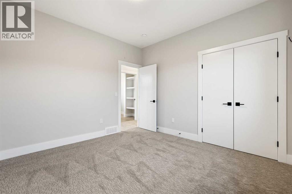 72 Heritage Ridge, Cochrane