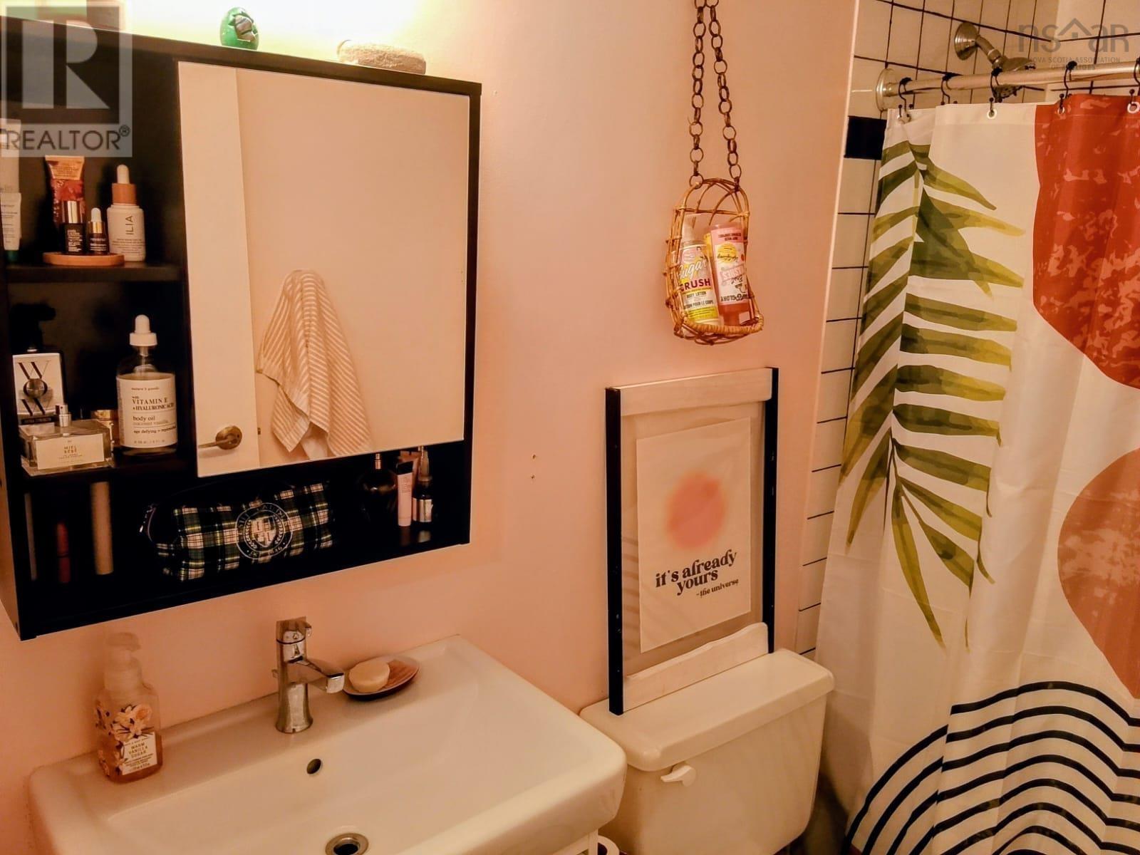 Property 28 of 28 of 2128 Brunswick Street