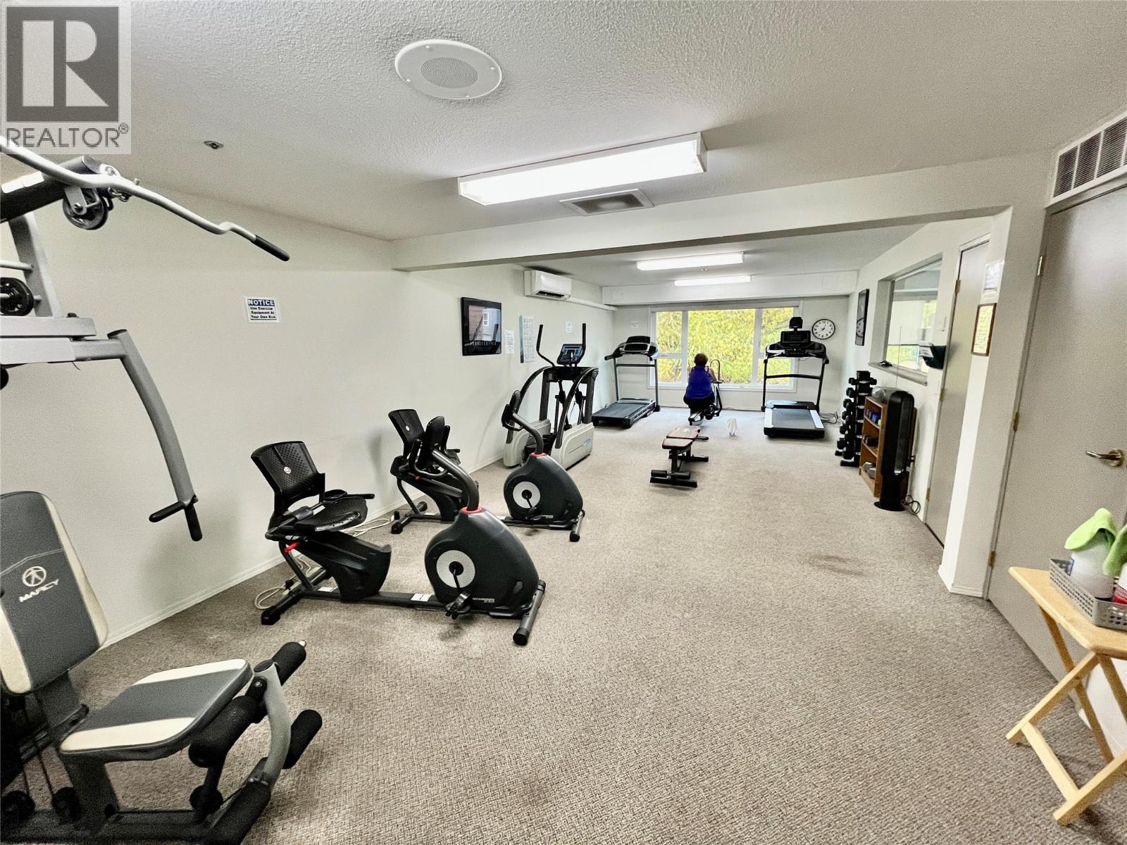 230 1045 Sutherland Avenue, Kelowna