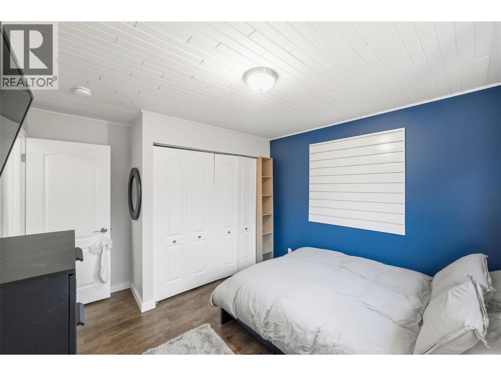  98 Dauphin Avenue, Penticton