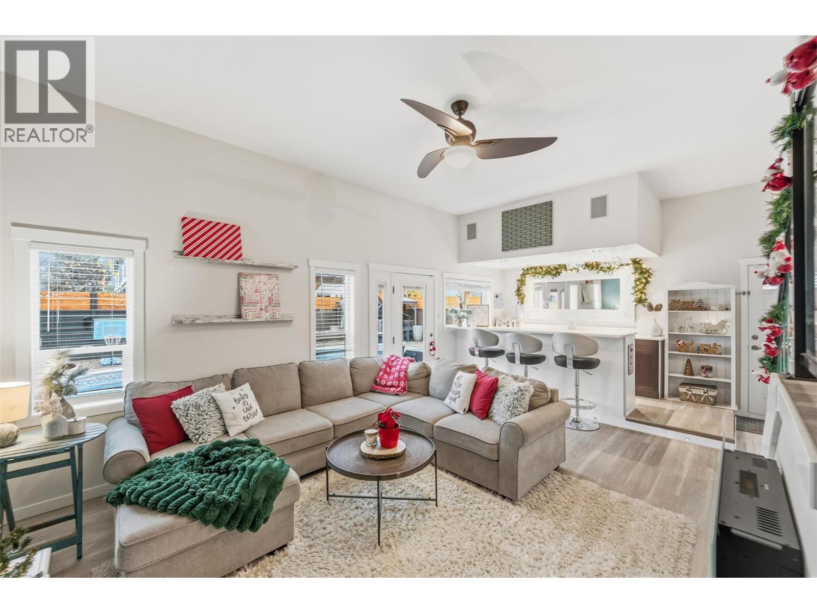  98 Dauphin Avenue, Penticton