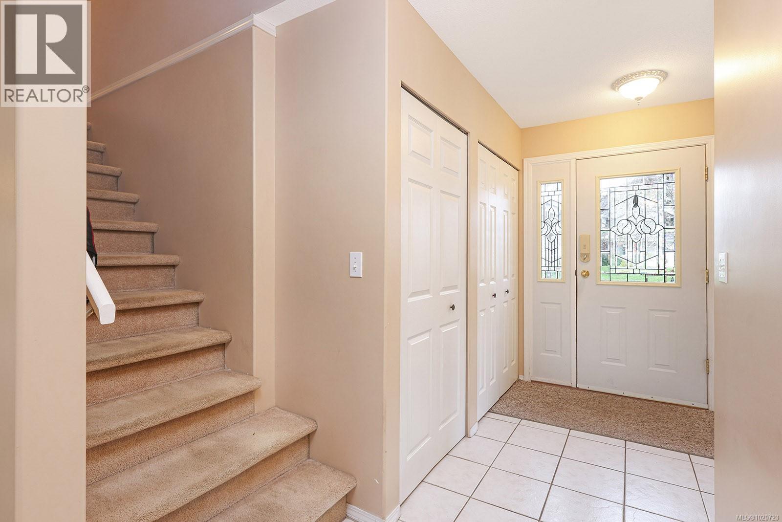 2225 Heron Cres, Comox