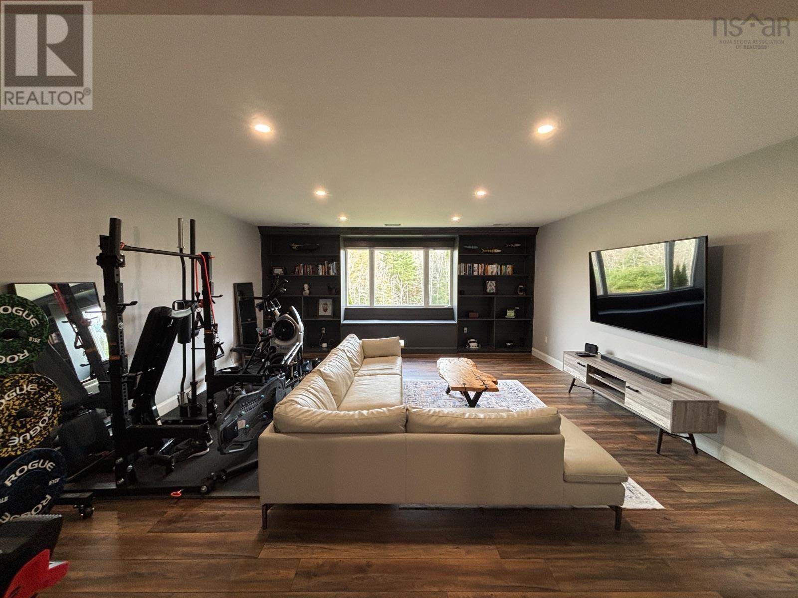 Property 20 of 34 of 54 Craig Drive