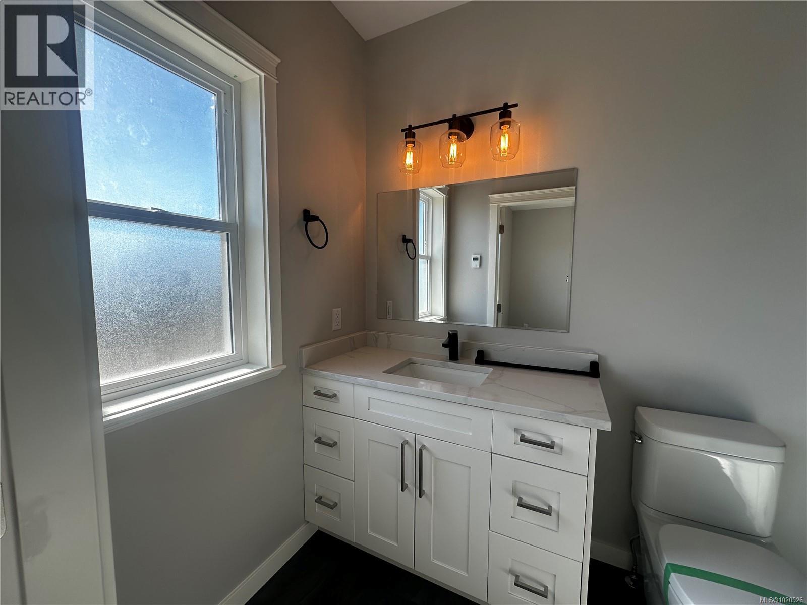 2576 Nickson Way, Sooke