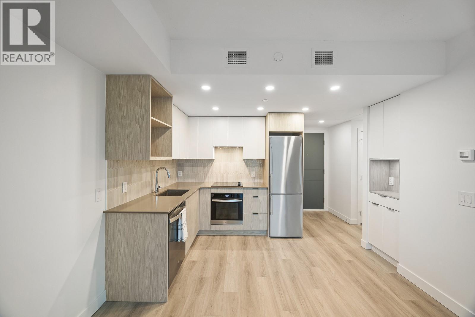 1709 1488 Bertram Street, Kelowna