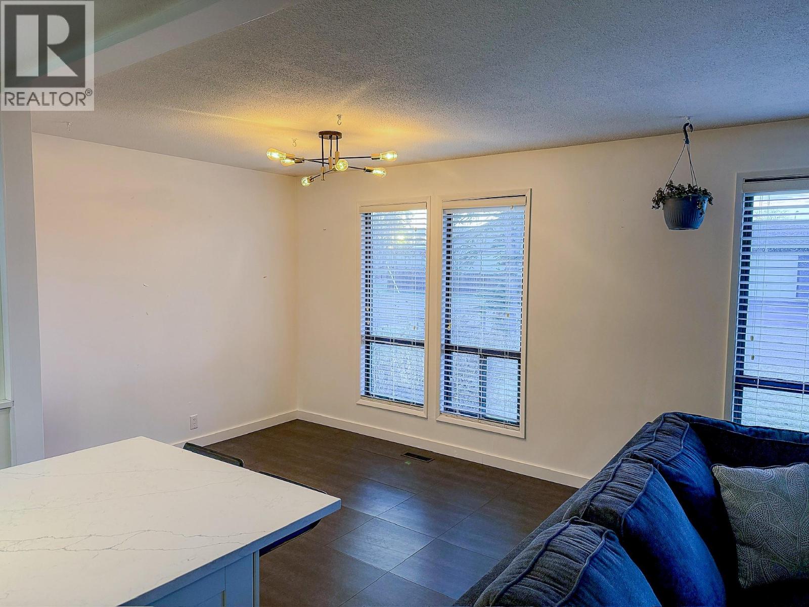 10728 18 Street, Dawson Creek