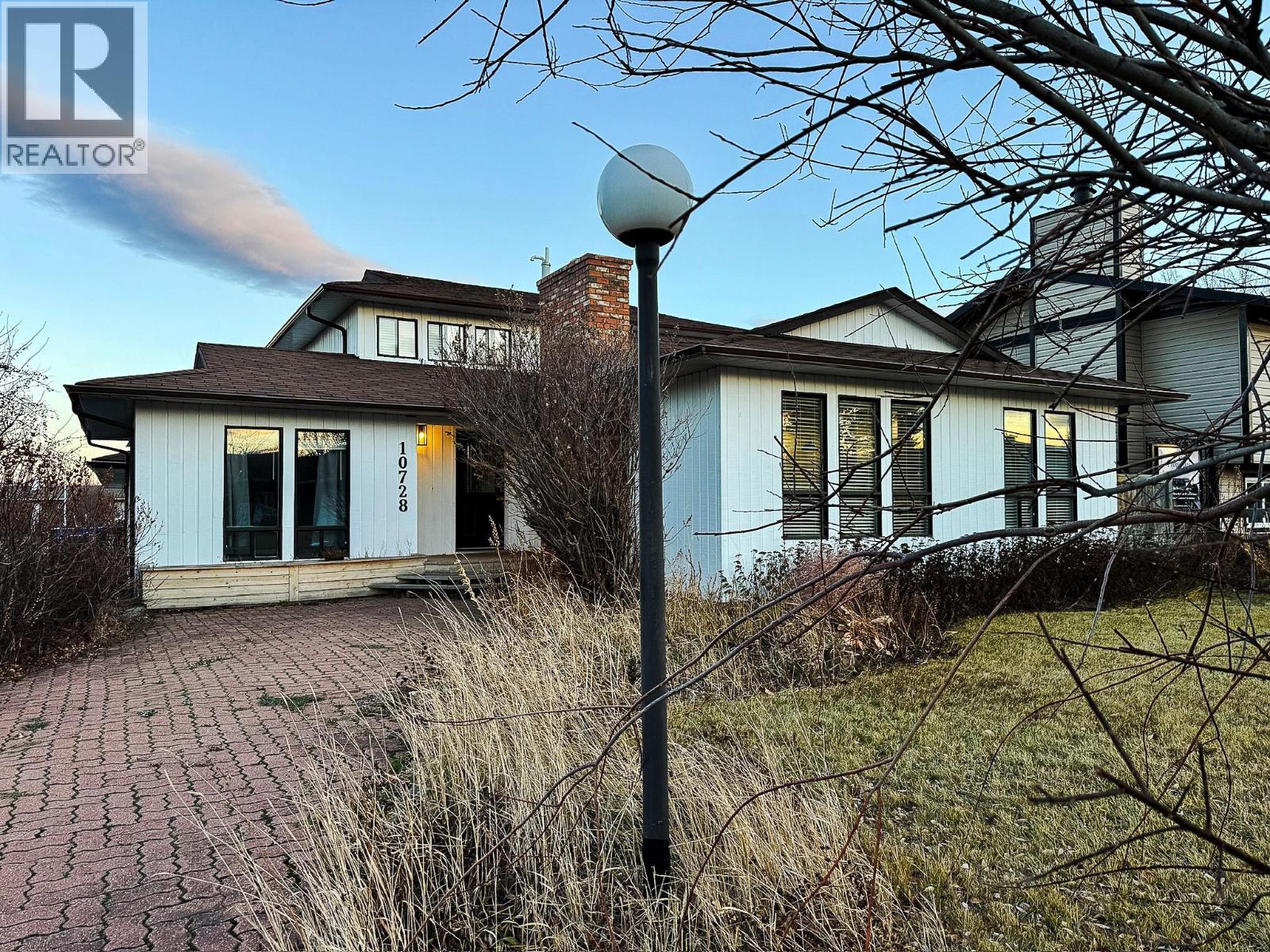 10728 18 Street, Dawson Creek