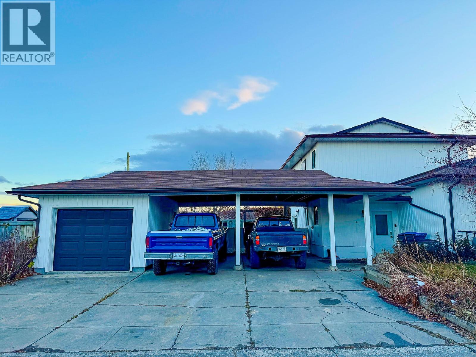 10728 18 Street, Dawson Creek