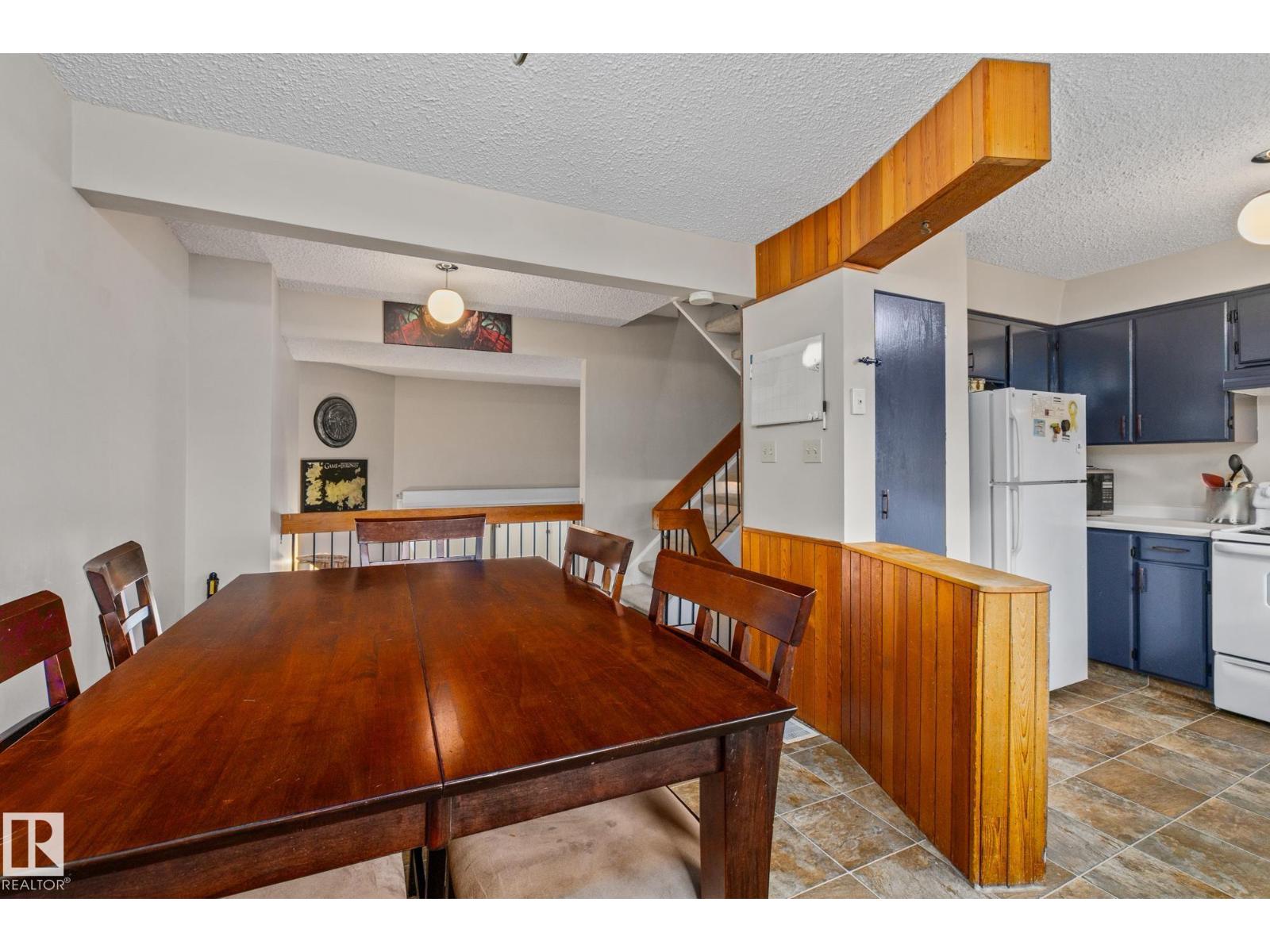 11960 145 AV NW, Edmonton