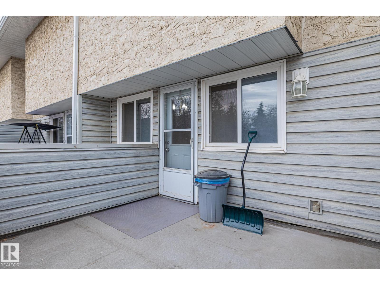 11960 145 AV NW, Edmonton